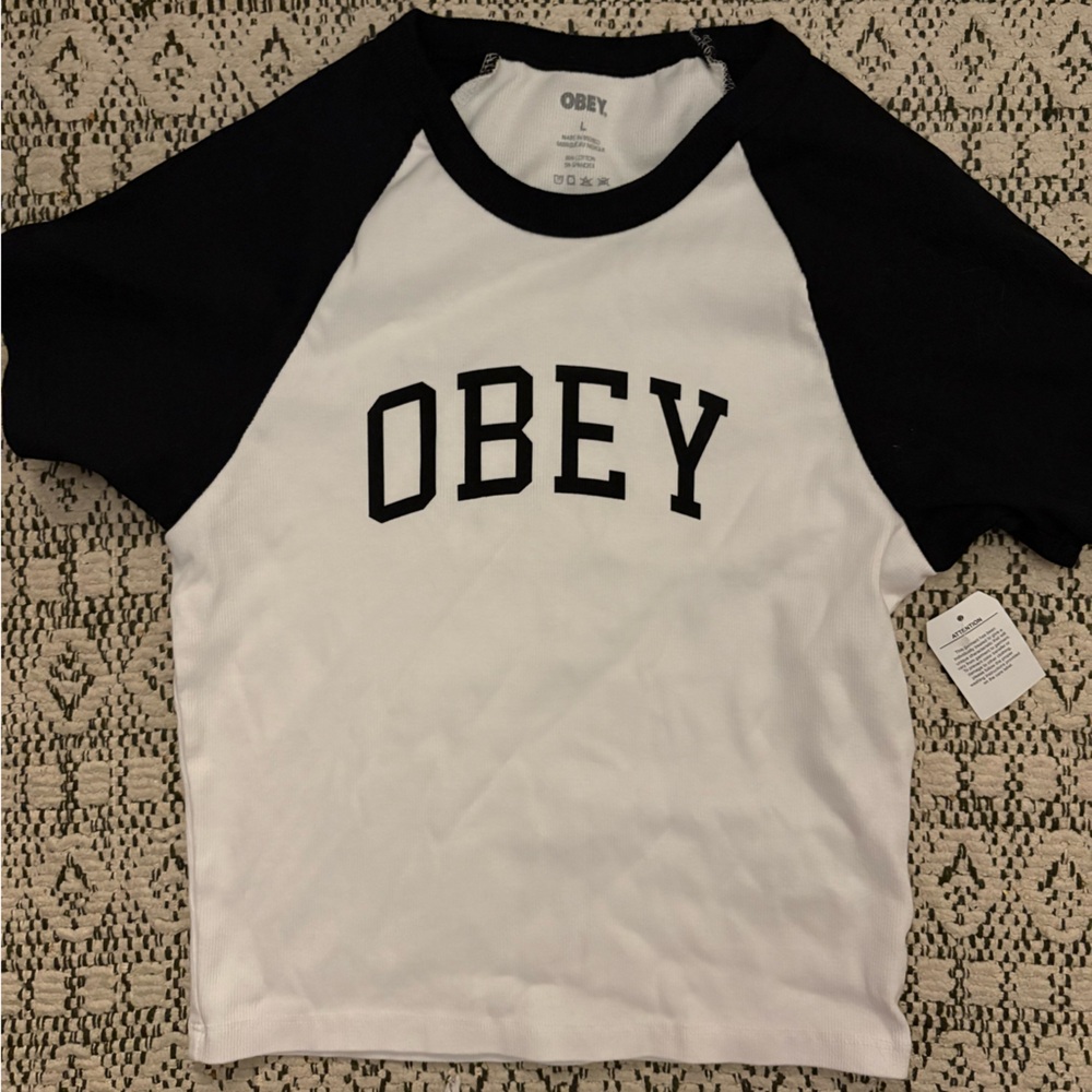 Obey Stevie Women’s Raglan Tee